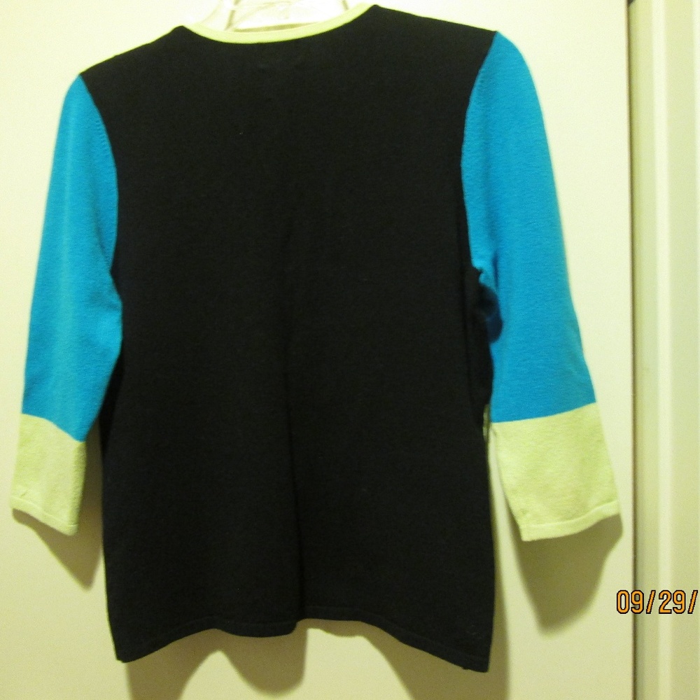 I.N.C. MEDIUM SWEATER WITH BLOCK COLORS, - Picture 5 of 5